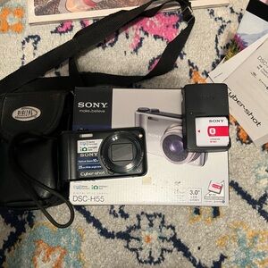 Sony Cyber-shot DSC-H5 Black Digital Camera